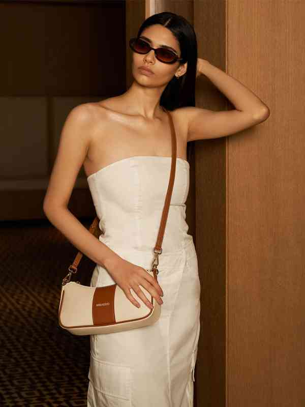 Ladies Hand Bag